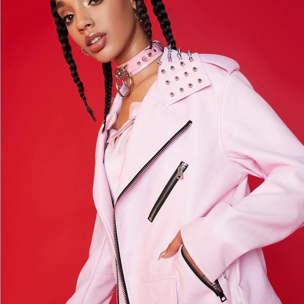 for who recieved this  without paying +proof of tracking please pay for it